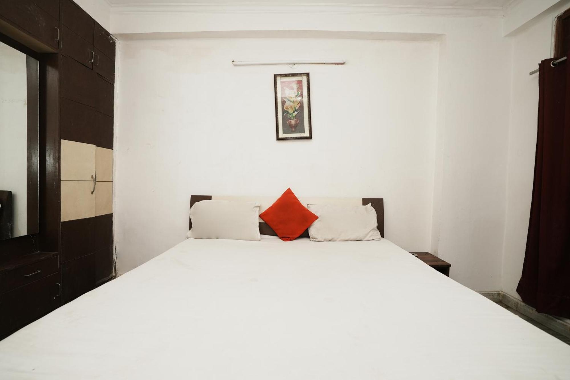 Hotel Sunrise Moon Neu-Delhi Exterior foto
