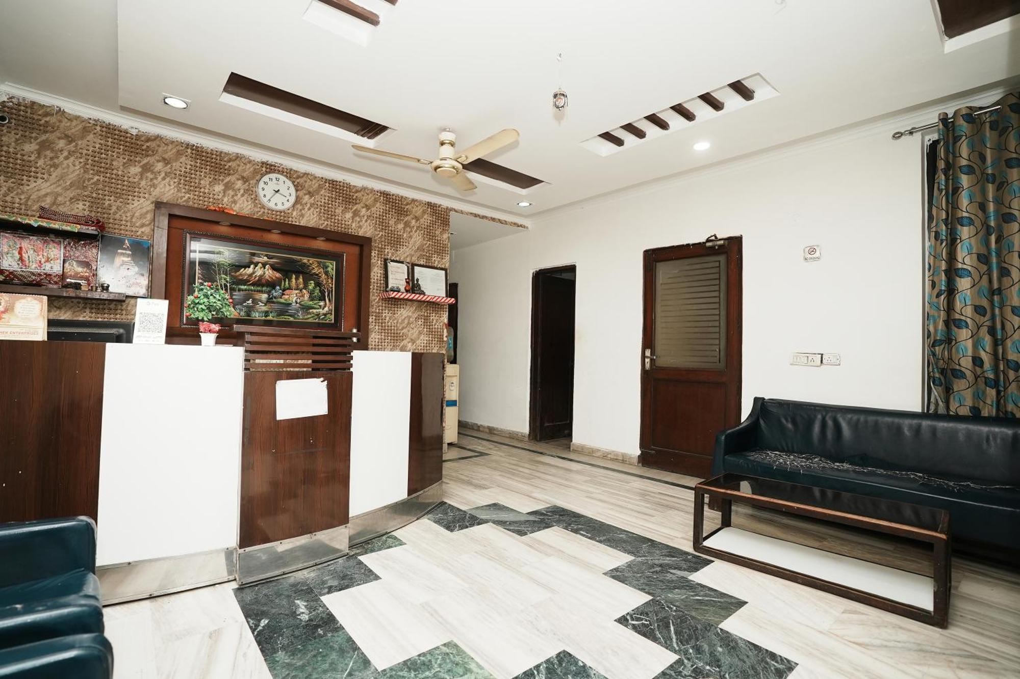 Hotel Sunrise Moon Neu-Delhi Exterior foto
